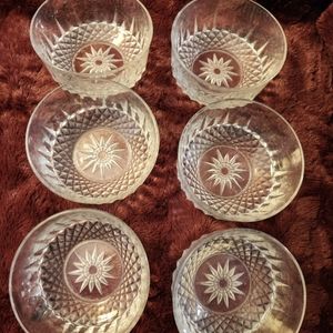 Vintage Arcoroc France Glass Bowl, Star diamond cut glass, Salad Bowls, Set of 6